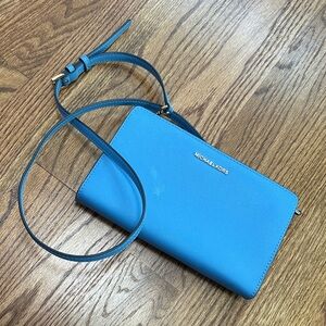 Michael Kors Vibrant Blue Wristlet